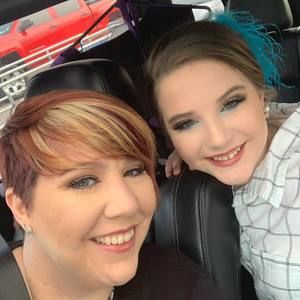 Meet your Posher, Crystal